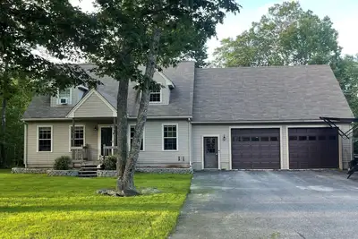 Image de Quiet four bedroom cape. only 30 mins to Bar Harbor and Acadia National Park