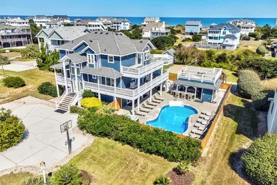 Image de Corolla Coastin | 740 ft to the beach | Private Pool, Hot Tub