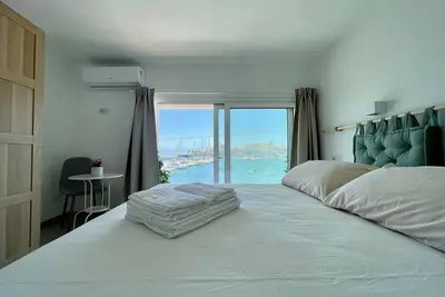 Image de Appartamento Vista Mare con 2 Camere e 3 Bagni, Spiaggia, Solarium, Parcheggio