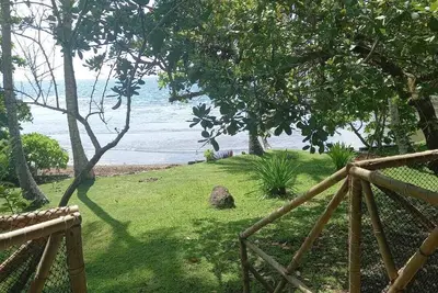 Image de Full Privacy House Surrounded By Trees, Few Steps Away From The Caribbean Sea