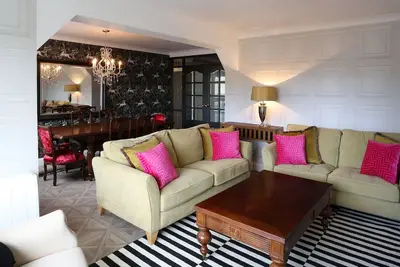 Image de Peaceful 3 bedroom flat with large private balcony by West Highland Way