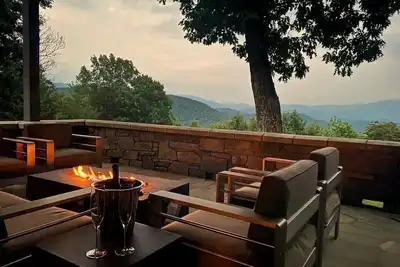 Image de Mountain Views in total Privacy - arcade, spa, theater @ Grand Eagle