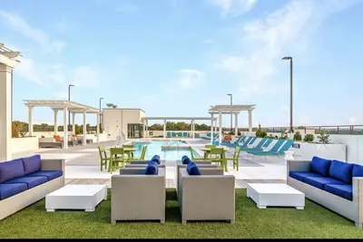 Image de Entire luxury condo