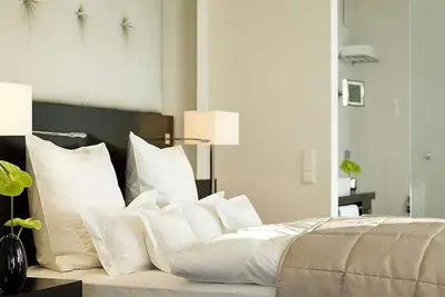 Image de Classic Doppelzimmer - Nicht Erstattbar - Relais & Châteaux Hotel Burg Schwarzenstein