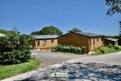 Image de Rowan a welcoming countryside lodge