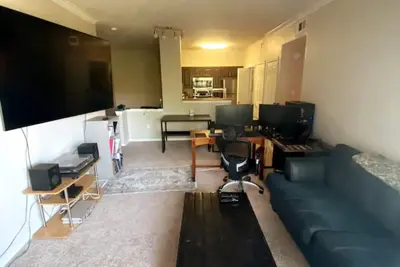 Image de Small apartment close to Dfw & Love