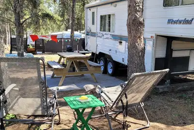 Image de Rv Camping minutes from Grand Beach, fishing, Atv trails, golf course & more!