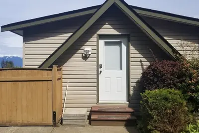 Image de Chilliwack Romantic Studio Nest