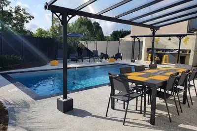 Image de Magnifique villa, piscine chauffée à 26°(selon saison), terrain de pétanque.