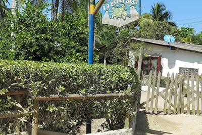 Image de Tranquilidad/Playa semi privada/Peaceful/Semiprivate Beach.