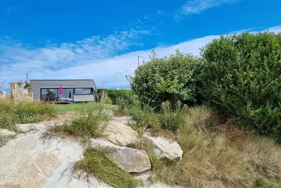 Image de Tresseny, 5 Couchages, Pieds Dans L'eau en Accès Direct Privatif à la Plage