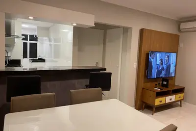 Image de Central Apartment 1 Bedroom - Garage - Furnished - 250m Beach