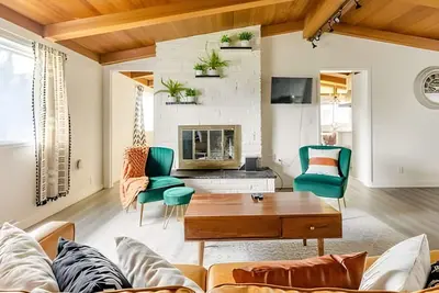 Image de 8br | Bbq, Garden Retreat | Des Moines | Sophari