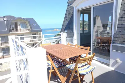 Image de A louer appartement, 6 couchages, vue sur mer et proximité immédiate plage