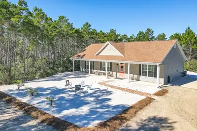 Image de Three Palms- Beautiful new home 3br/2ba