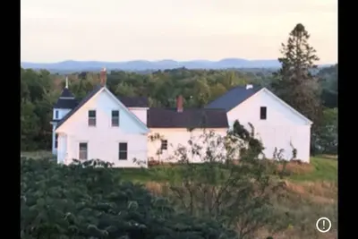 Image de 1850’s 5 acre Farm on Lower Mason Pond