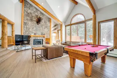 Image de Luxury Keystone Cabin w/ Hot Tub, 1 Mi to Lifts!
