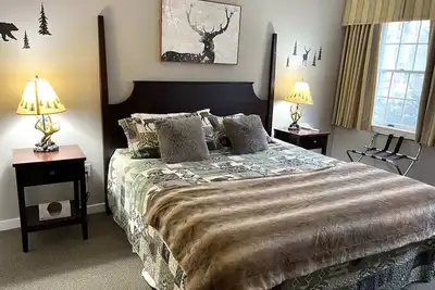 Image de Ski On Off 1st Flr Suite Sleeps 4 Jiminy Peak New - Redone, Must See Country Inn