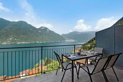 Image de Appartamento 8 Il Tornante avec vue sur le lac et les montagnes, Wi-Fi, A/C & Balcon