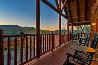Image de Views, 10min Dollywood, Gatlinburg, Pigeon Forge, Hot Tub, GameRoom, Dogs Okay