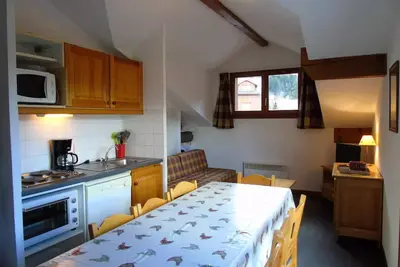 Image de 3 Pièces pour 8 Personnes