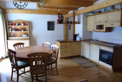Image de 4 Pièces pour 8 Personnes