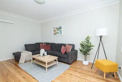 Image de Sweet Caroline | Sunny & Spacious | Sleeps 6