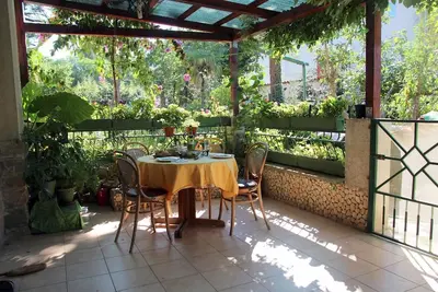 Image de Flora Maris - apartment for 4 people, in a nice villa with garden, near the sea