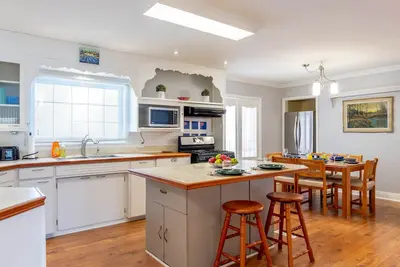 Image de Spacious 3bdrm house in the Heart of Kitchener!