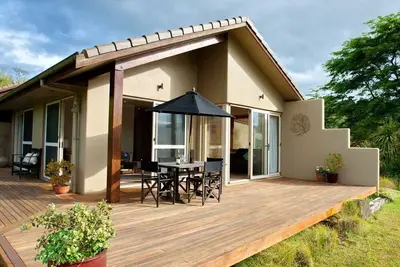 Image de The Orchard Cottage in the country.