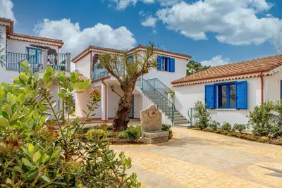 Image de Appartement Acquamarina N°6 dans résidence avec piscine à seulement 50m de la me