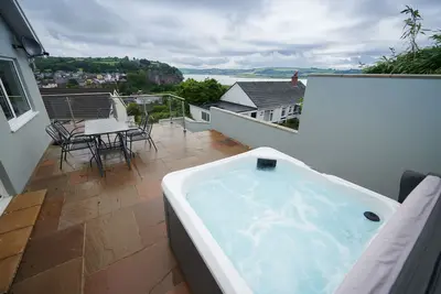 Image de Contemporary Retreat With Fantastic Castle Views and Hot Tub