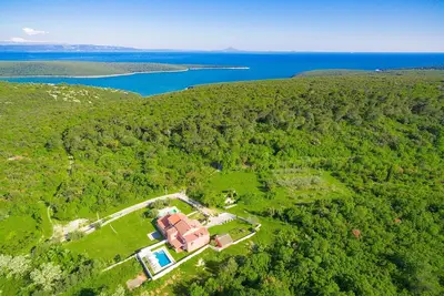 Image de Wonderful Villa Prisedi with Private Pool