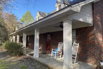 Image de Oxford City Limits Private Home That You Will Love!