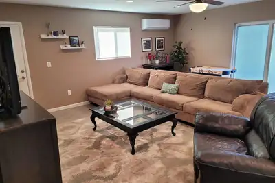 Image de Water Front Moovalya Keys with 50' private dock and great parking