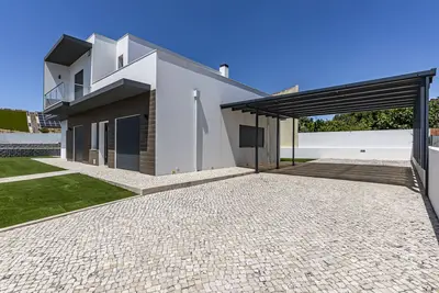 Image de Captivating 4-Bed House in Cadaval district-Lisbon