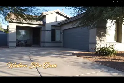 Image de Western Star Oasis – Poolside Paradise in Estrella