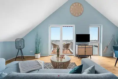 Image de Aloha Lounge - balcony, harbor view, elevator, 3rd floor, 1st row on the waterfront