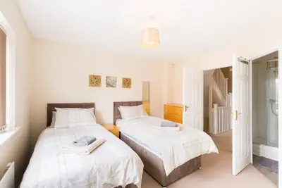 Image de Great 4 bed house in Black Country