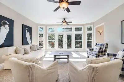 Image de The Lake Escape - On Beaver Lake - Sleeps 15