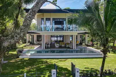 Image de Beachfront Modern Luxe Villa Steps from the Sand!