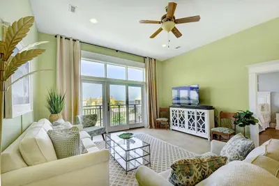 Image de Sea Point Condo #303