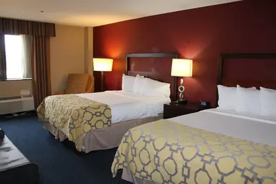 Image de 5 story hotel with luxury comfort, located in the heart of Hagerstown, Md