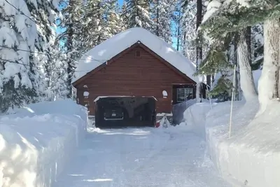 Truckee Cabin on Tahoe Donner Golf Course