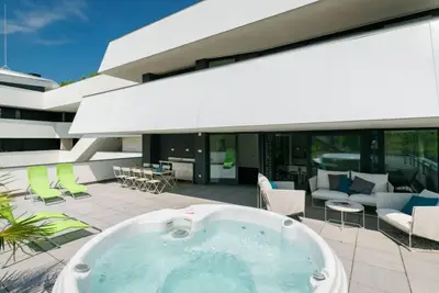 Image de Appartement Kenese by Interhome