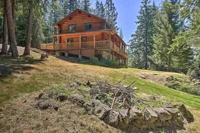 Image de Large Cabin w/ Fire Pit + Grill on 34 Acres!