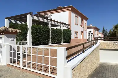 Image de Luxury Private Villa Avec Piscine