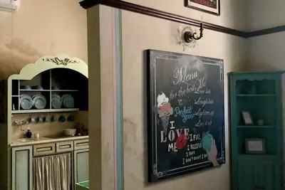 Image de Cobblestone Street Apt.