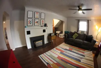 Image de Downtown Bungalow-Entire House in Down town Farmington