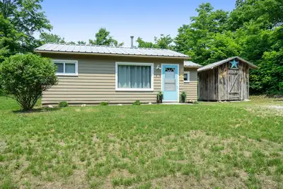 Image de Private dog-friendly hideaway w/  firepit - close to Crystal Mountain